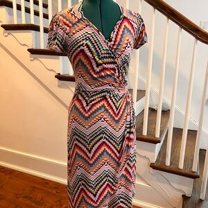 Vibrant Chevron Midi Dress
